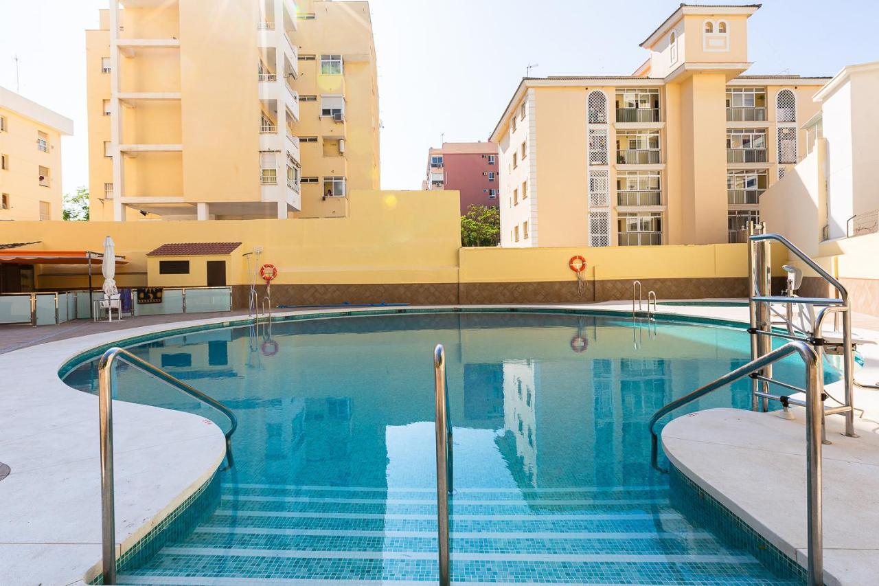 Ver621 - Estudio Con Vistas Al Mar, Wifi, Piscina, Centro A 100 Metros, Playa A 600 Metros Torremolinos Exterior photo